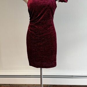 Elegant Burgundy One-Shoulder Dress